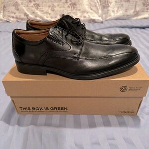Clark’s Whiddon Pace Black Leather Men’s Dress Shoes extreme comfort